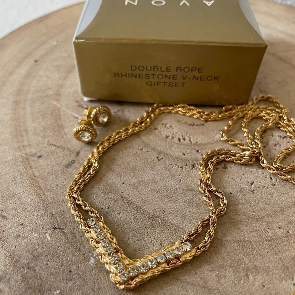 Avon Double Rope V-Neck Necklace and Matching Earrings
